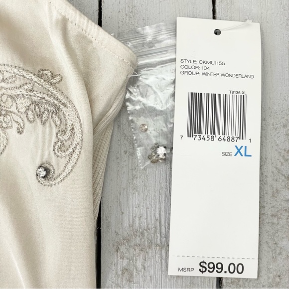 CITY UNLTD. Winter Wonderland Silk Blend Crystal and Sequins Embellished Tank - Picture 8 of 9